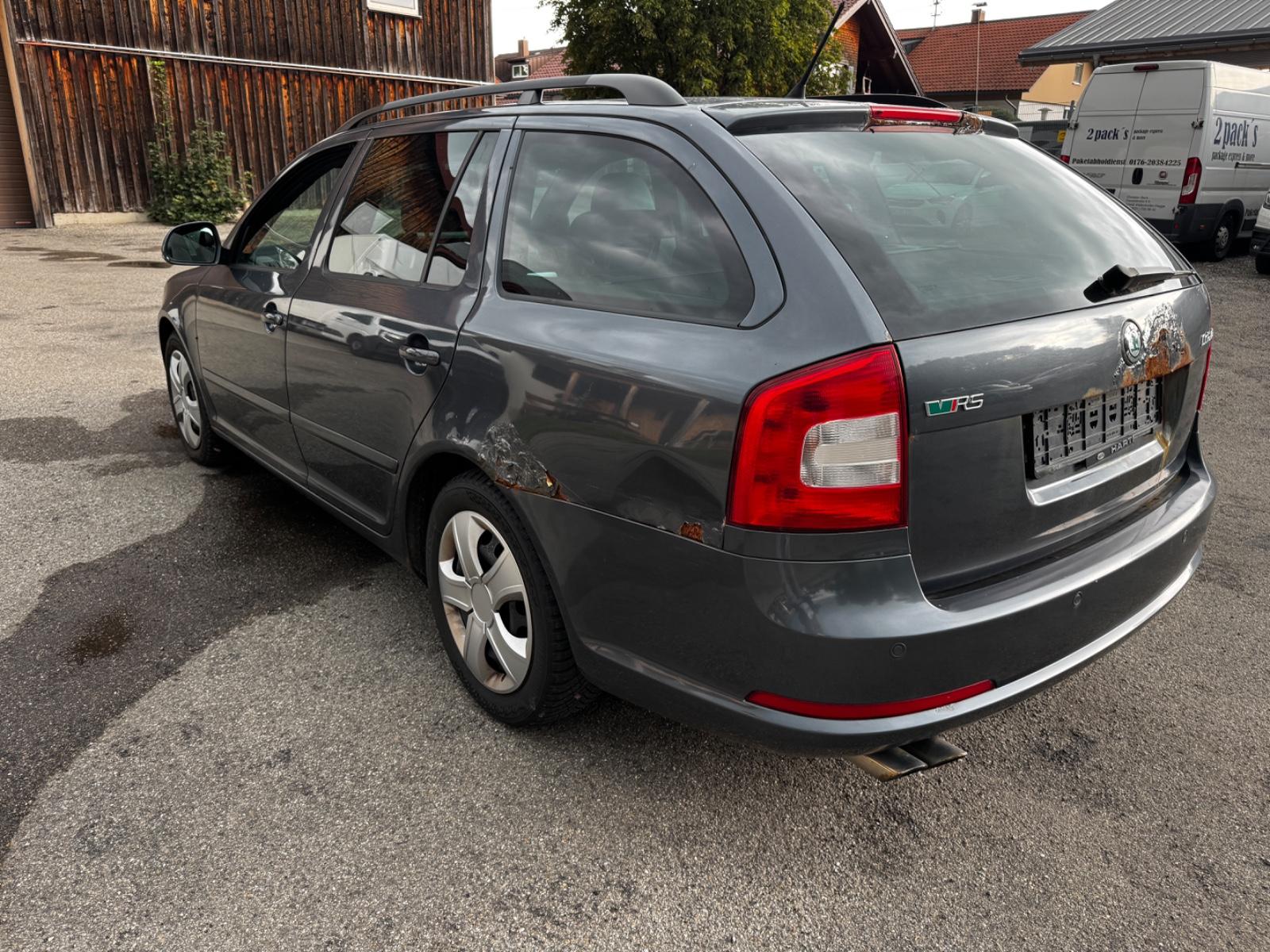 Skoda Octavia 2011 — interior