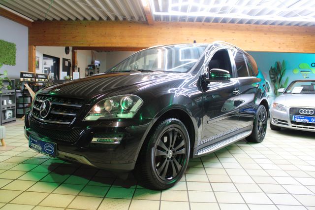 Mercedes-Benz ML 300 CDI ML -Klasse 4Matic*ALLRAD*LUFTFAHRWERK