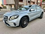 Mercedes-Benz Mercedes-benz GLA 200 GLA 200 d Automatic Premiu - Mercedes-Benz GLA 200 Kombi Gebrauchtwagen