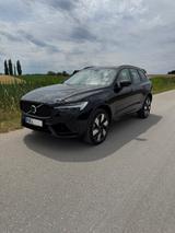 Volvo XC60 T6 AWD Plug-In Hybrid Ultra Dark