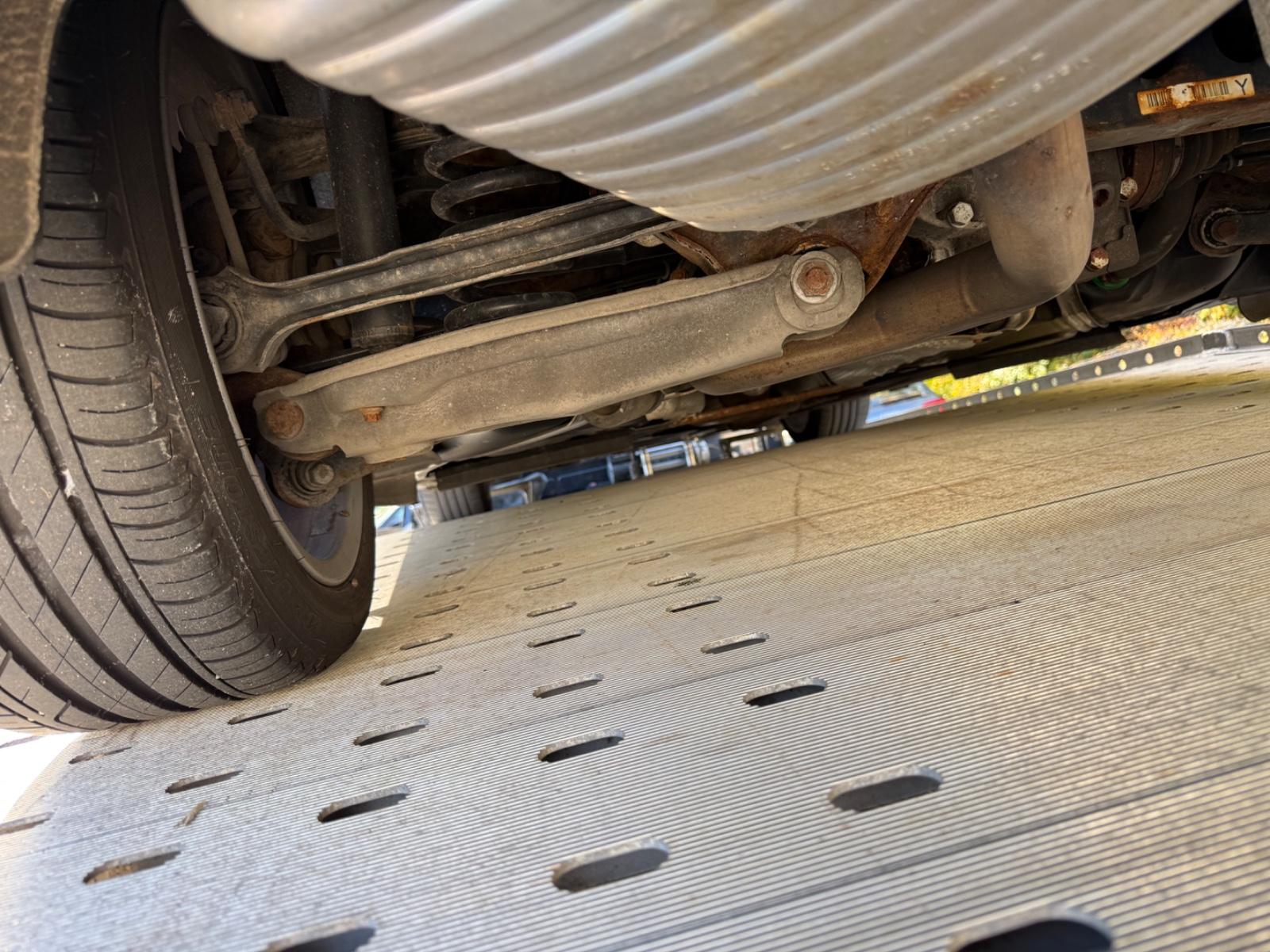 BMW 320 2012 — photo 25