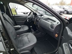 Fahrzeugabbildung Duster I Black Shadow 4x4 1.2 TCe 125
