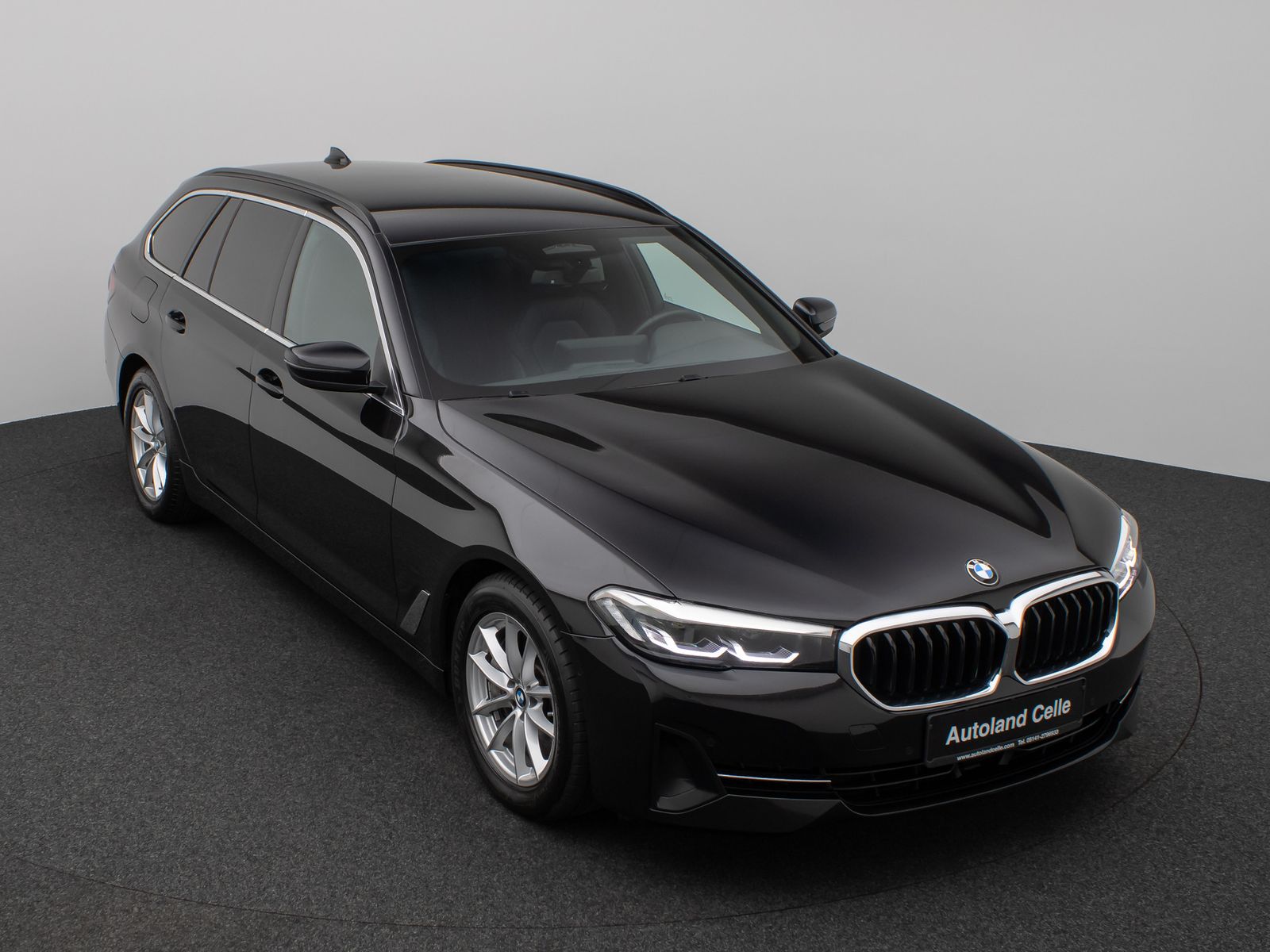 Fahrzeugabbildung BMW 530d Kamera DAB HiFi 4xKlima Leder Sport Alarm