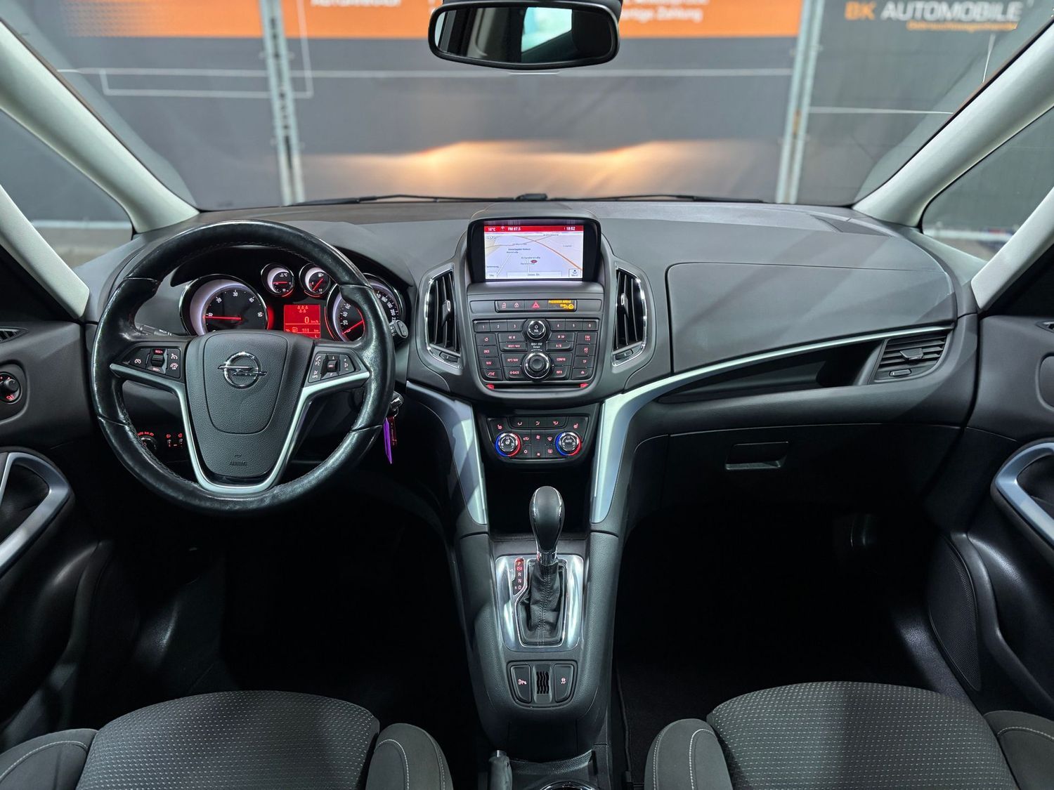 Fahrzeugabbildung Opel Zafira 2.0 CDTI Tourer Kamera#Navi#Tempomat#7-Si