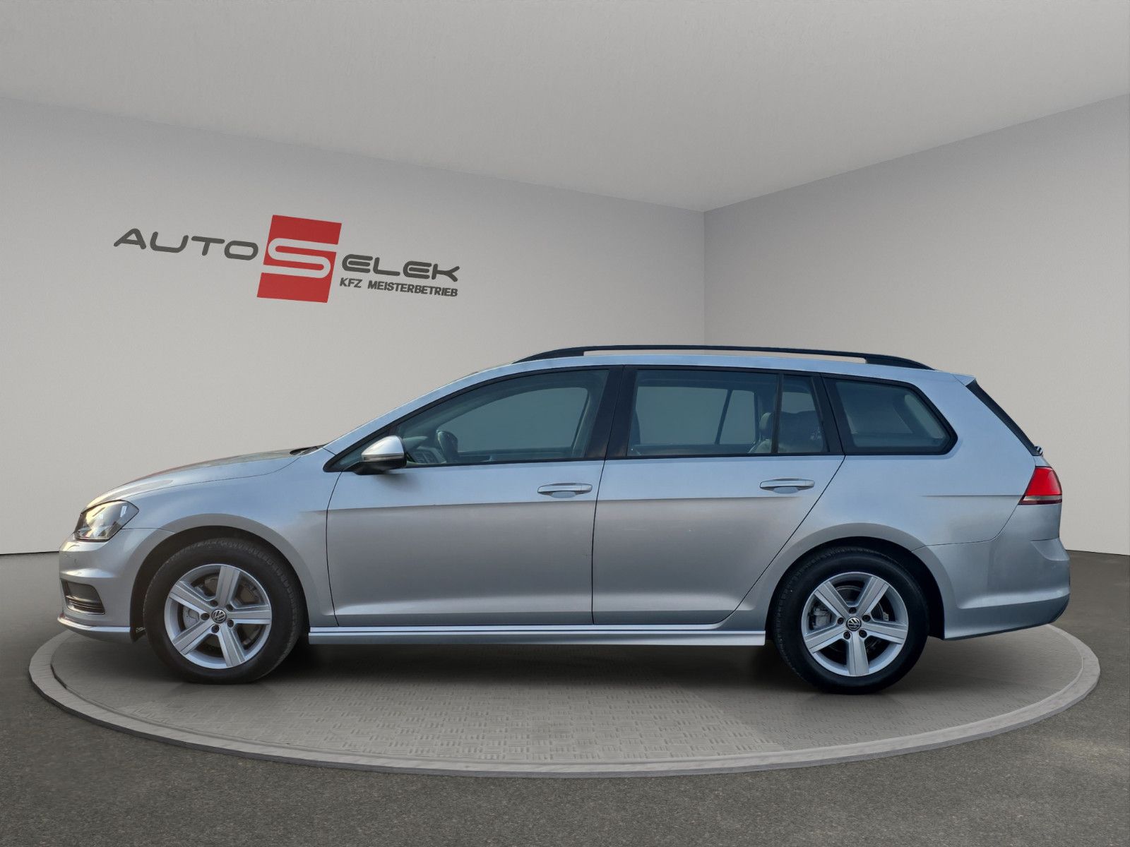 Fahrzeugabbildung Volkswagen Golf VII Variant 2.0 TDI Comfortline