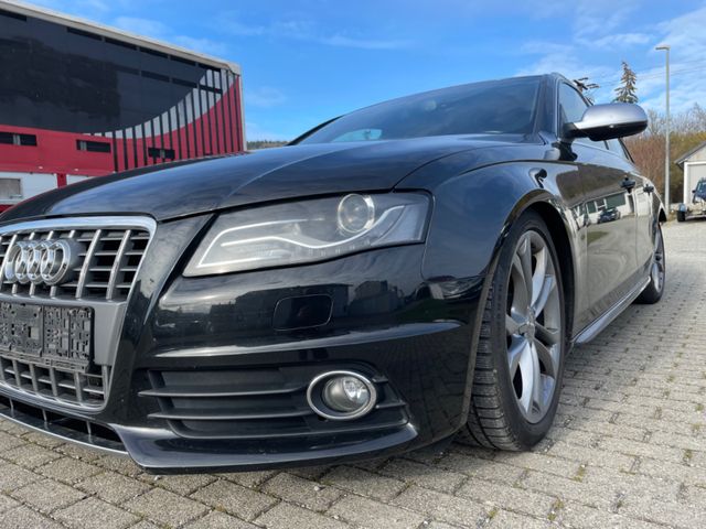 Audi S4 Avant 3.0 TFSI quattro/AHK/HINTEN LINKS