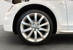 AUDI A4 Ambiente S-Line  Navi PDC SHZ DSP