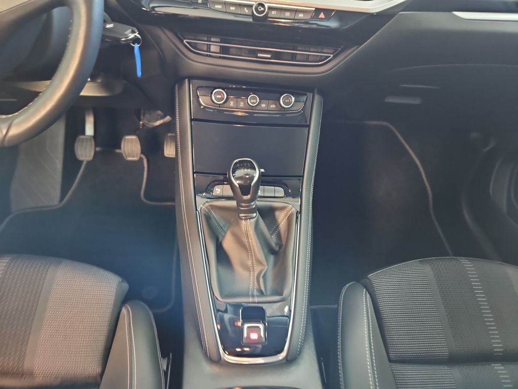 Fahrzeugabbildung Opel Grandland 1.2 DI GS, Navi, RFK, SHZ, LHZ,FSH