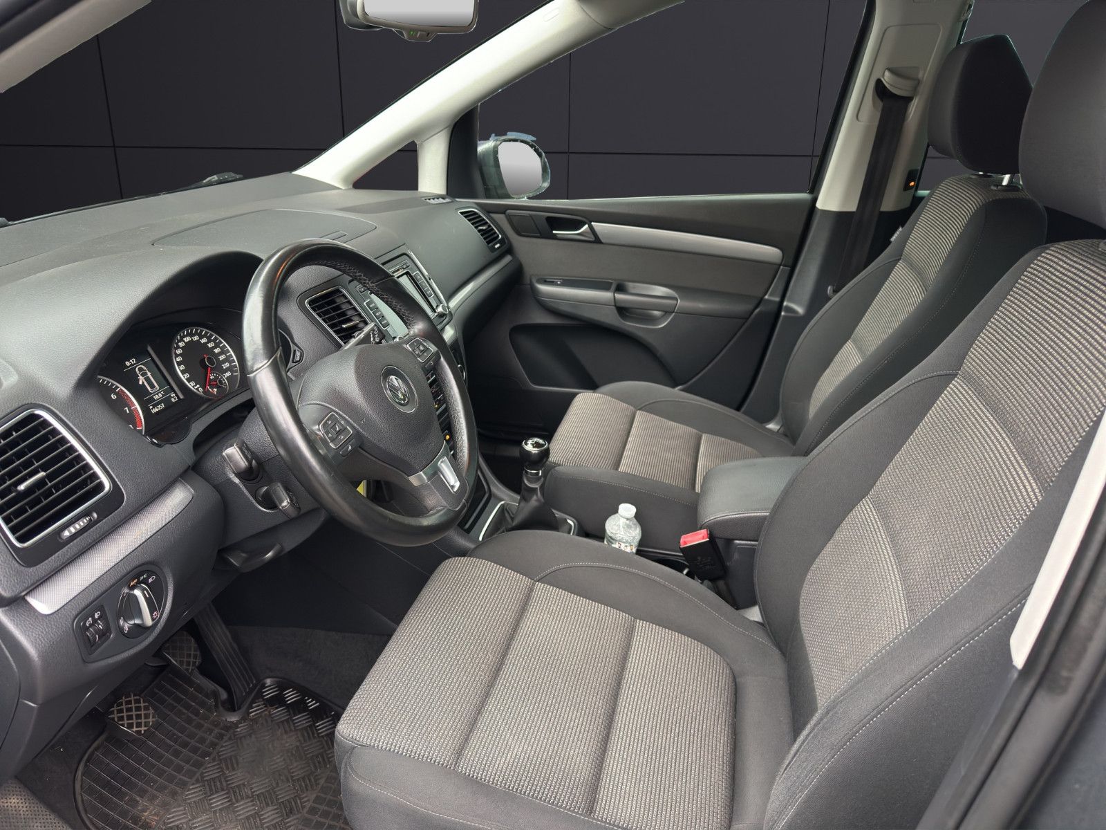 Fahrzeugabbildung Volkswagen Sharan Comfortline BMT/6 Sitze/Standheizung/Cam