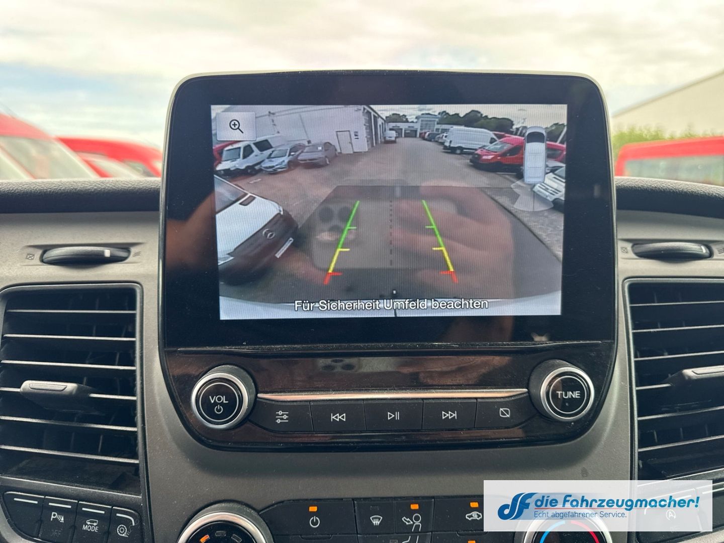 Fahrzeugabbildung Ford Transit Kasten 350 L3 Trend AHK Apple CarPlay *E