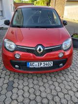 Renault Twingo 12.000 km  top gepflegt  rot  - Renault Twingo: Km 0