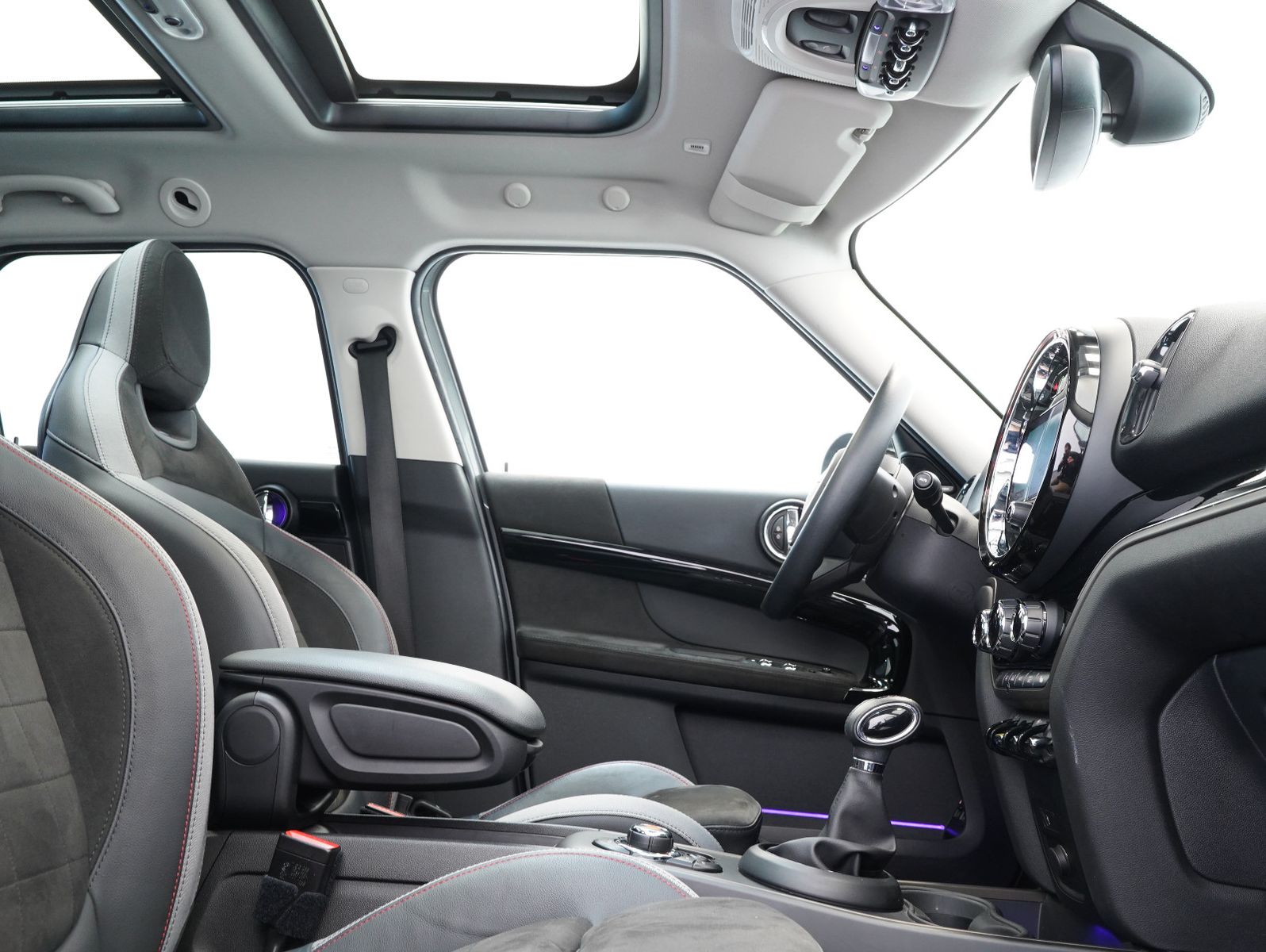 Fahrzeugabbildung MINI COOPER SE Countryman All4 JOHN COOPER WORKS