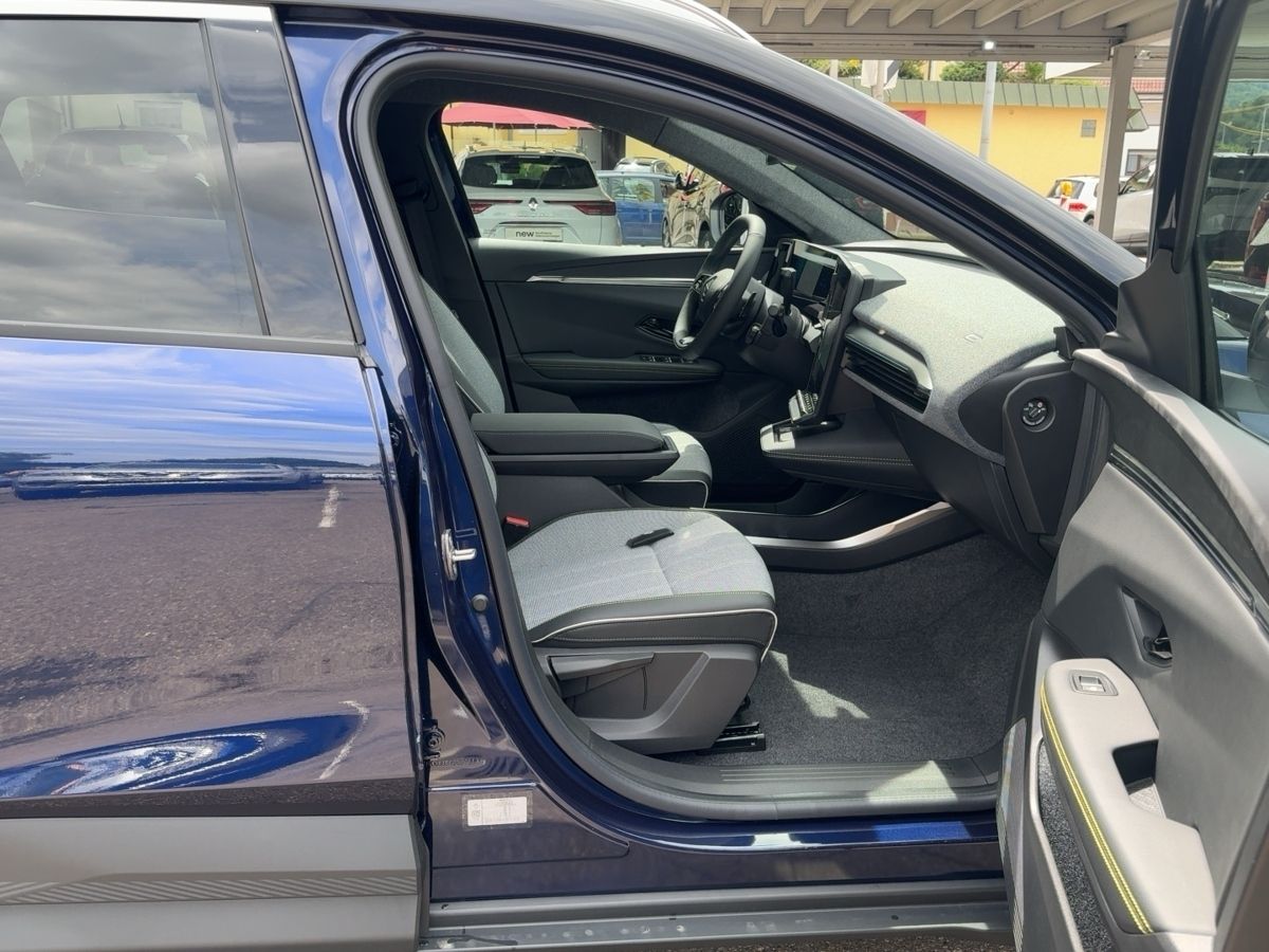 Fahrzeugabbildung Renault Scenic E-Tech 100% ele Techno 220 Long Range ABS