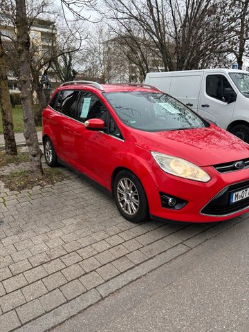 Ford C-Max Titanium