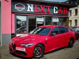 Alfa Romeo Giulia 2.9 V6 Bi-Turbo|Quadrifoglio|Carbon|Xenon - Alfa Romeo Giulia quadrifoglio mit Benzin-Antrieb