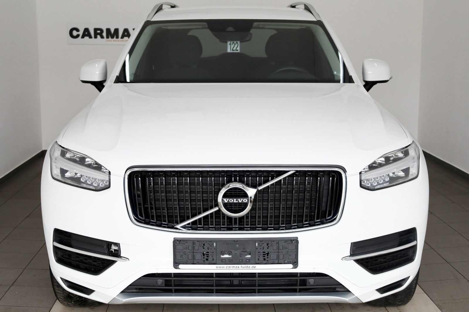 Fahrzeugabbildung Volvo XC90 Momentum AWD, Kamera, Navi, LED