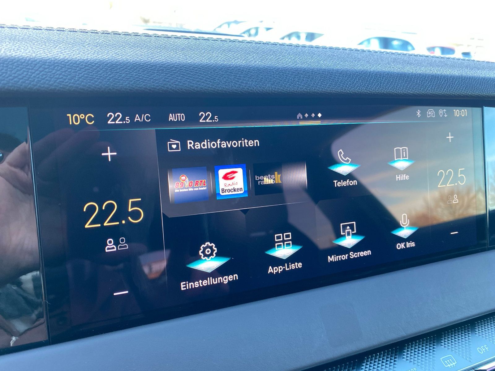 Fahrzeugabbildung DS Automobiles DS4 Benzin Automatik 130 ETOILE *LEDER*MatrixLED