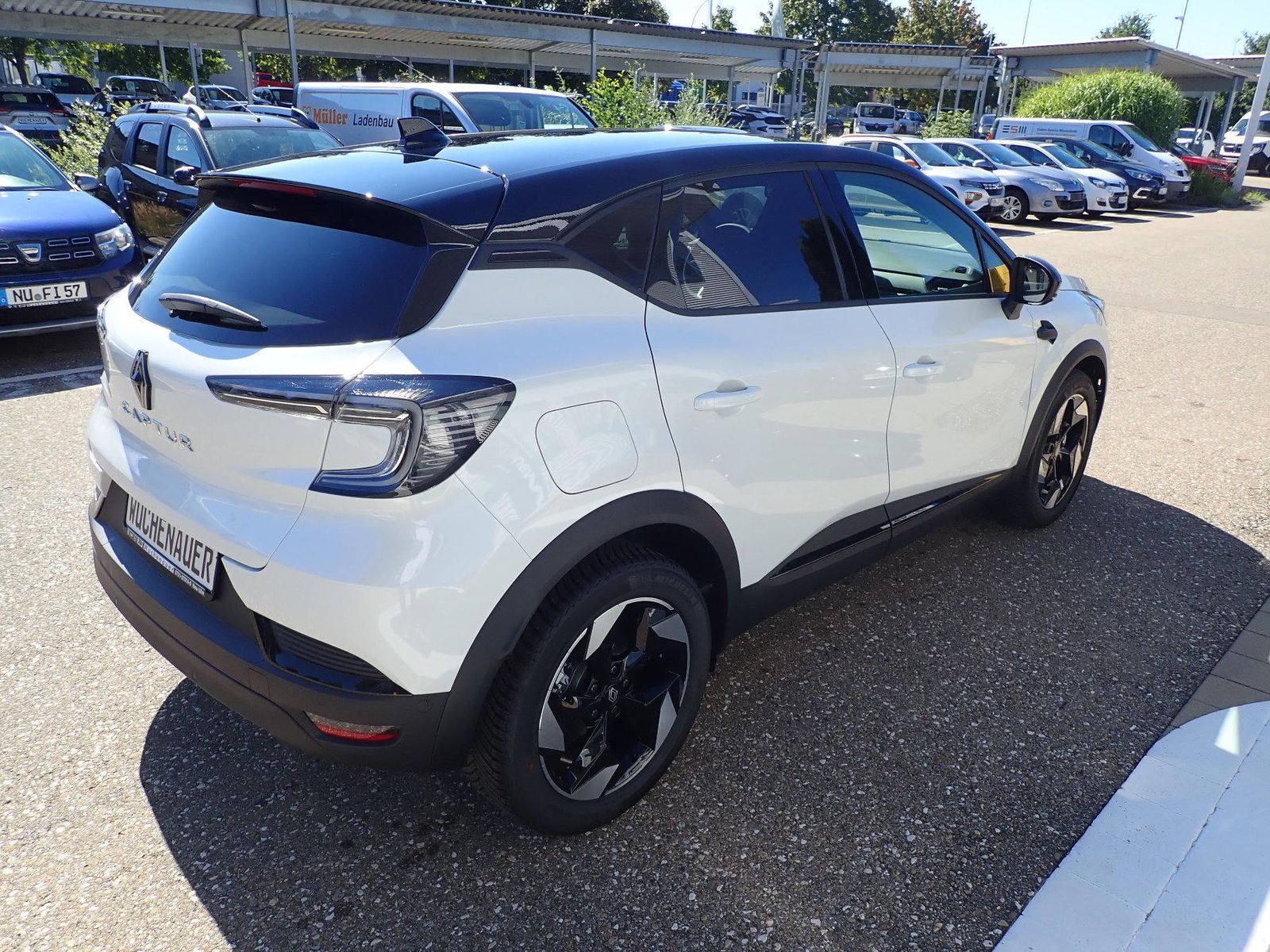 Fahrzeugabbildung Renault Captur Techno Mild Hybrid 140