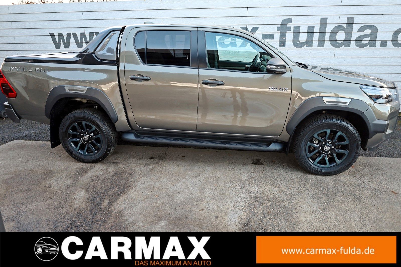 Fahrzeugabbildung Toyota Hilux 2.8 D-4D Invincible Sport,el.Rollo,JBL,AHK