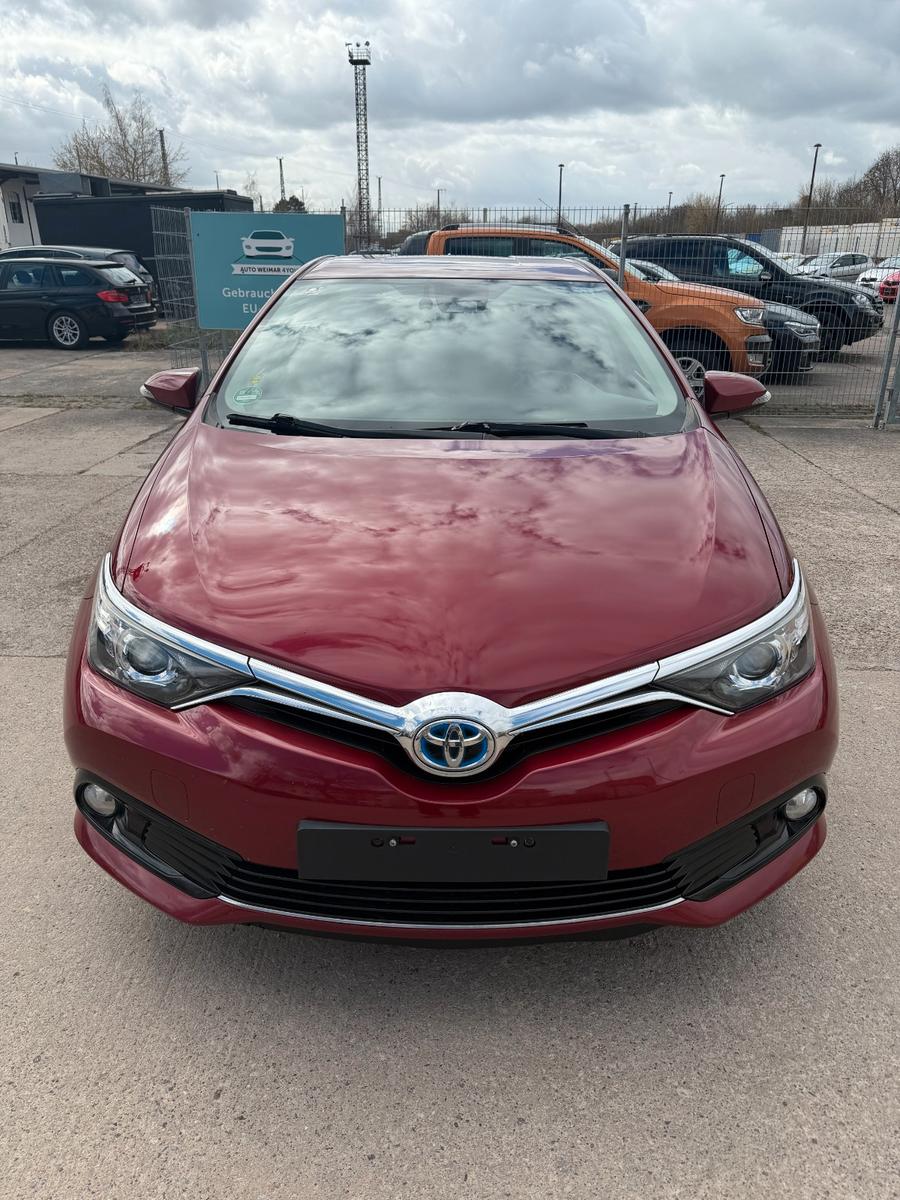 Toyota Auris Hybrid Edition-S+