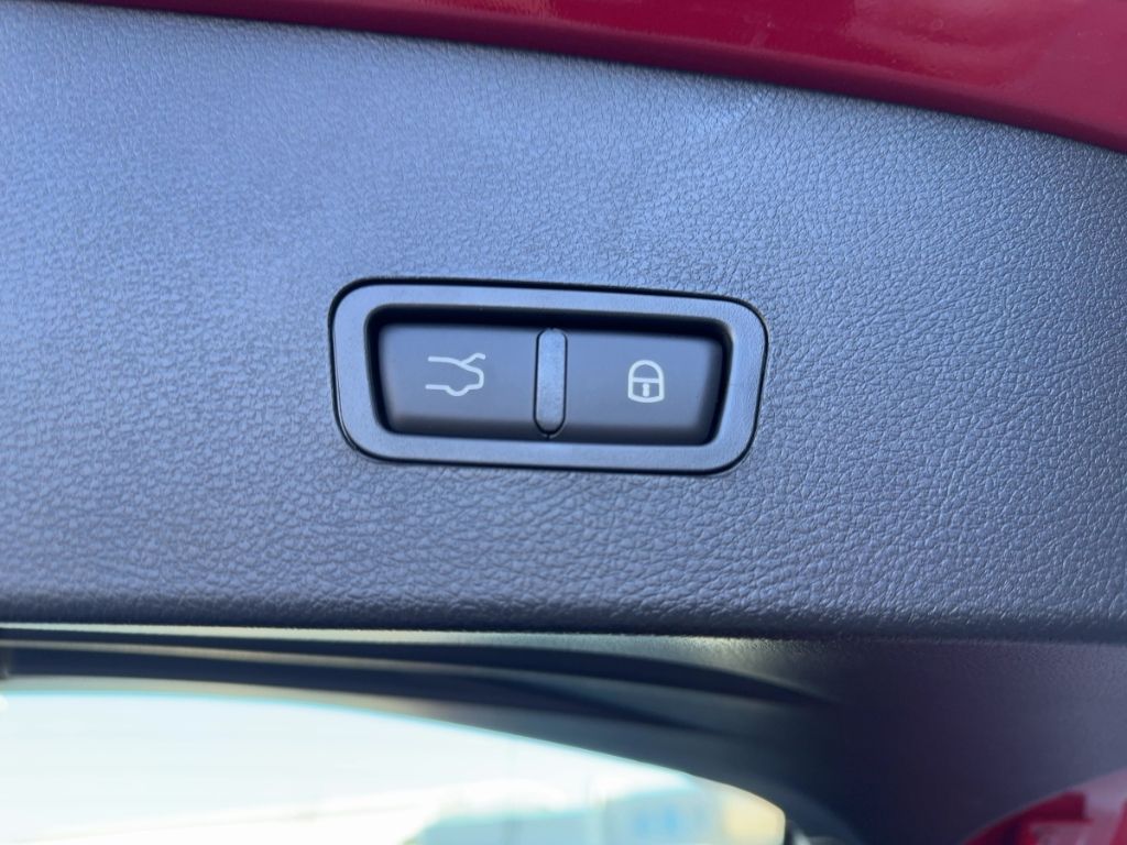 Fahrzeugabbildung Alfa Romeo Tonale Ibrida Sport Speciale Matrix Elektr. Heck