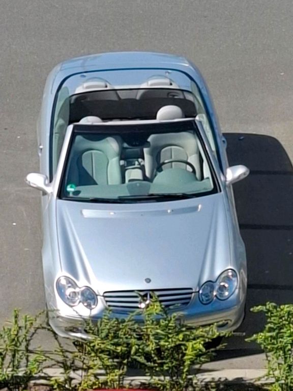 Image of Mercedes-Benz CLK 200