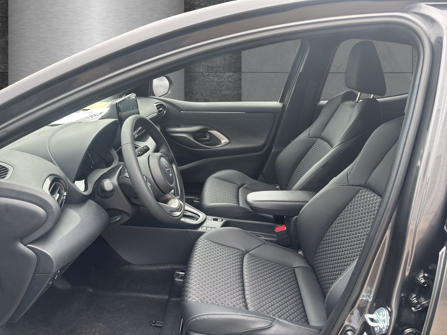 Mazda 2 Hybrid - Bild 8