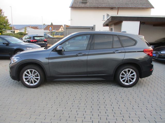 BMW X1 sDrive 18 i NAVI KAMERA HEAD SPURH SITZH TEMP