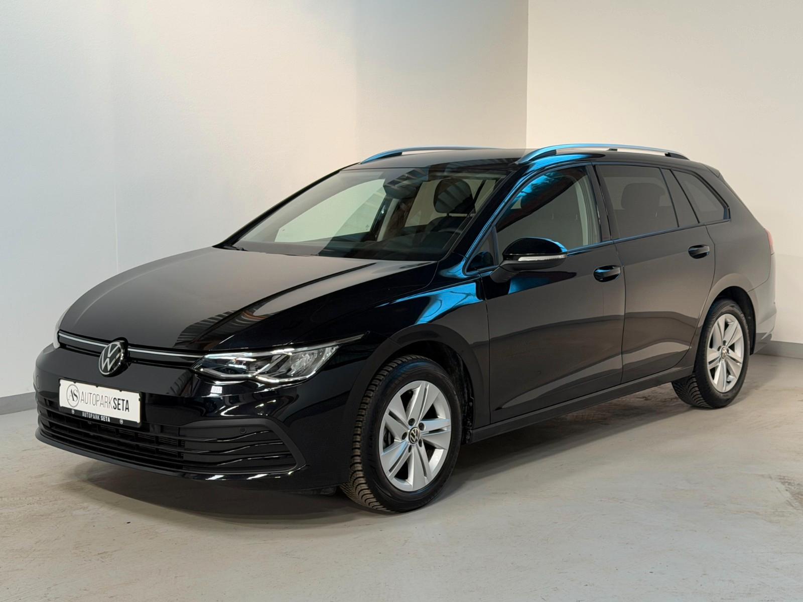 Volkswagen Golf VIII 2.0TDI DSG Var Life NAV*ACC*LANE*KAM