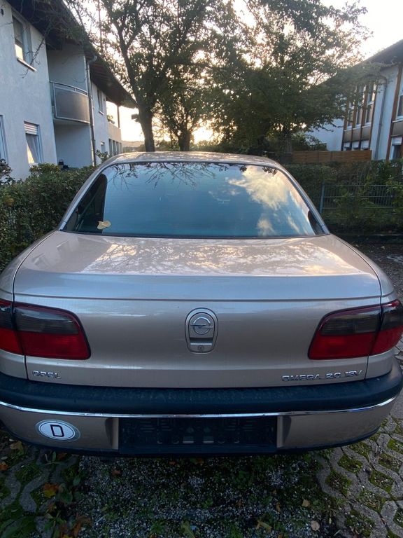 Opel Omega