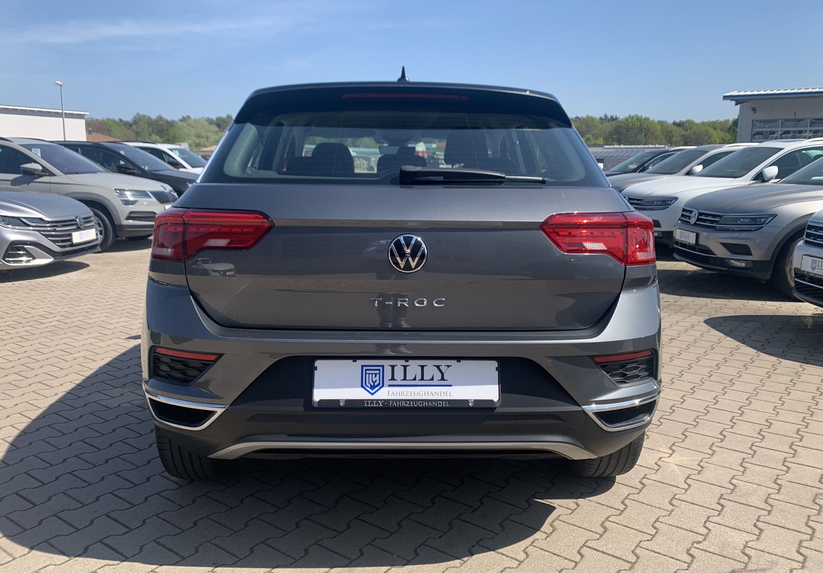 Fahrzeugabbildung Volkswagen T-Roc 2.0 TDI*Style*LED*ACC*Navi*Cam**PDC*