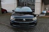 Volkswagen Tiguan Life~NAVI~ KAMERA~ ALCANTARA~ MASSAGESITZ - Volkswagen Gebrauchtwagen in Wiesbaden