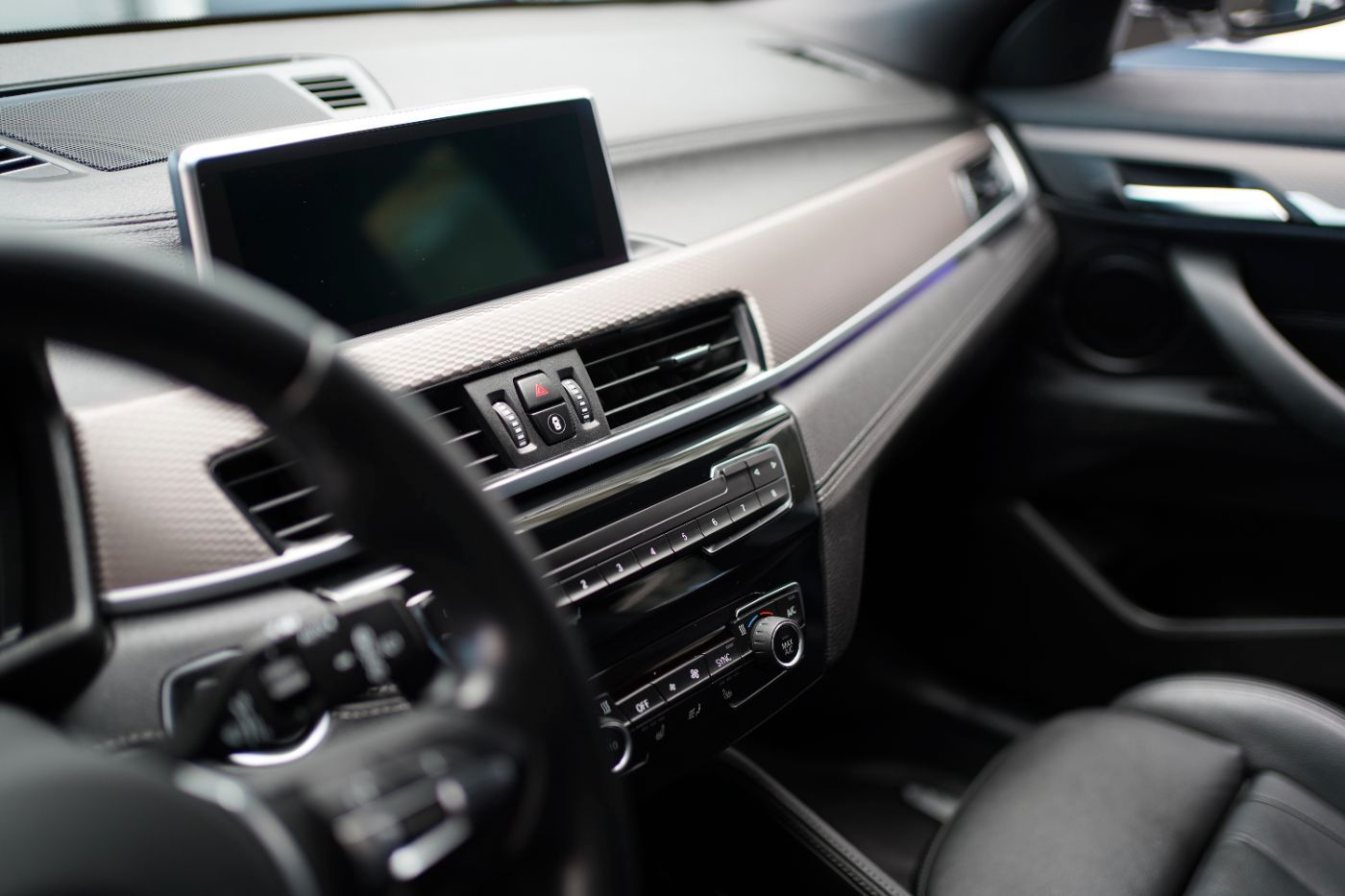 Fahrzeugabbildung BMW X2 xDrive20i M Sport Mesh Edition +LED+Navi+Lede