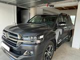 Toyota Land Cruiser 2.8 D-4D Automatik - - gebrauchte Toyota Land Cruiser aus dem Jahr 2021