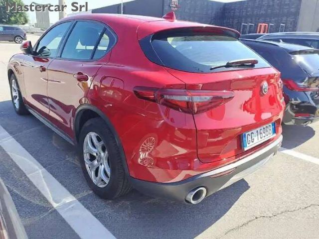 Alfa Romeo ALFA ROMEO Stelvio Stelvio N1 AUTOCARRO 2.2 t Bu imagem 3