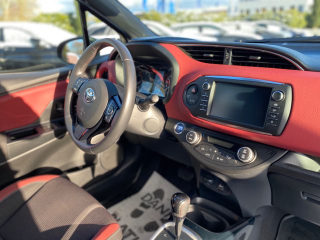 Toyota Yaris Hybrid Style Selection