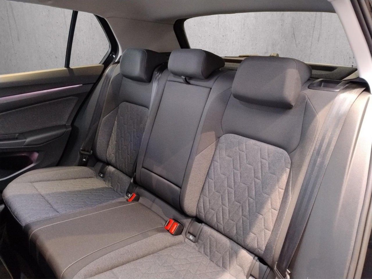 Golf MOVE 1.0 eTSI DSG Klima Navi Einparkhilfe