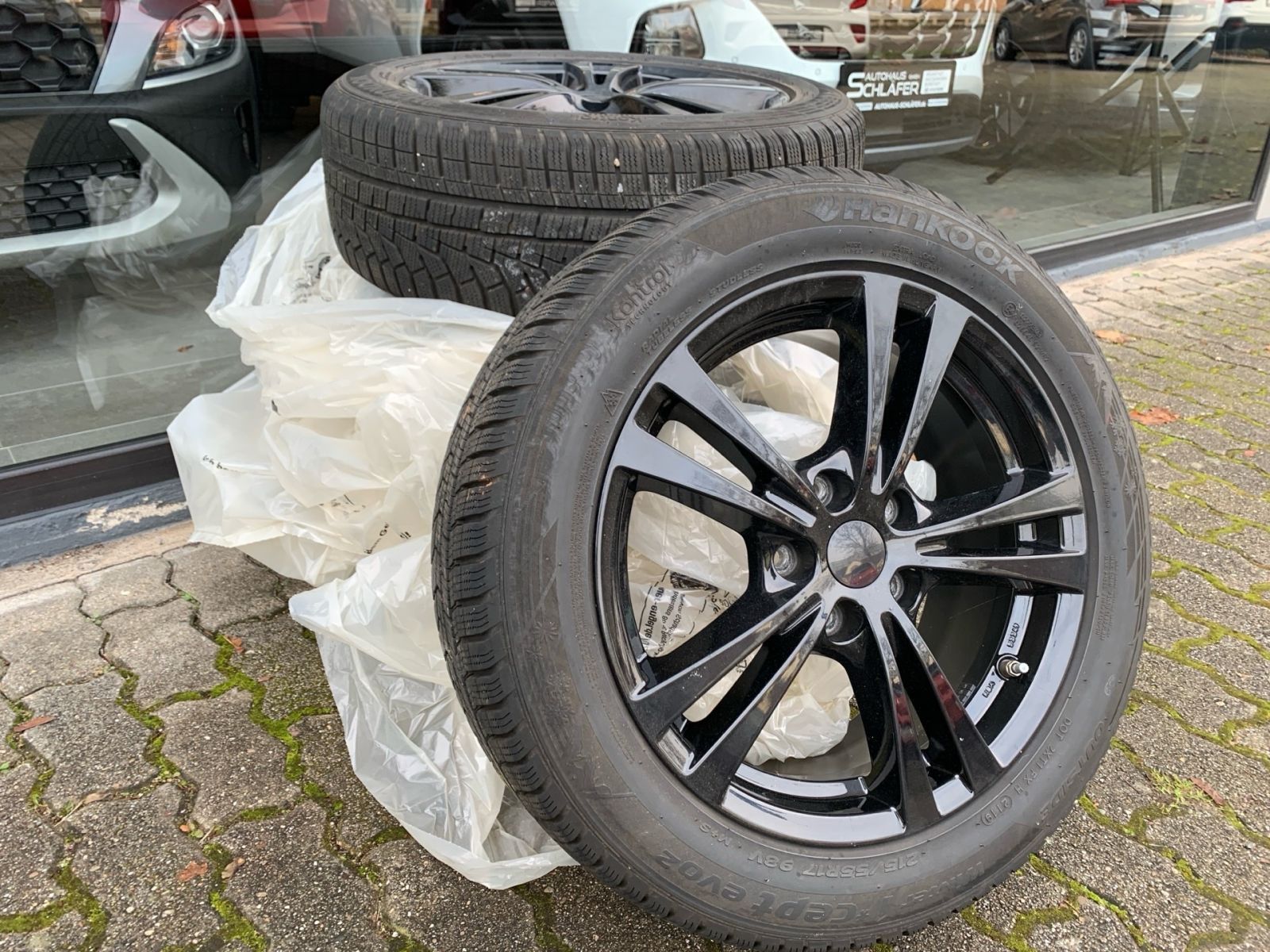 Fahrzeugabbildung Hyundai KONA 1.6 T-GDI Style 7-DCT Navi LED el.SD 1Hd