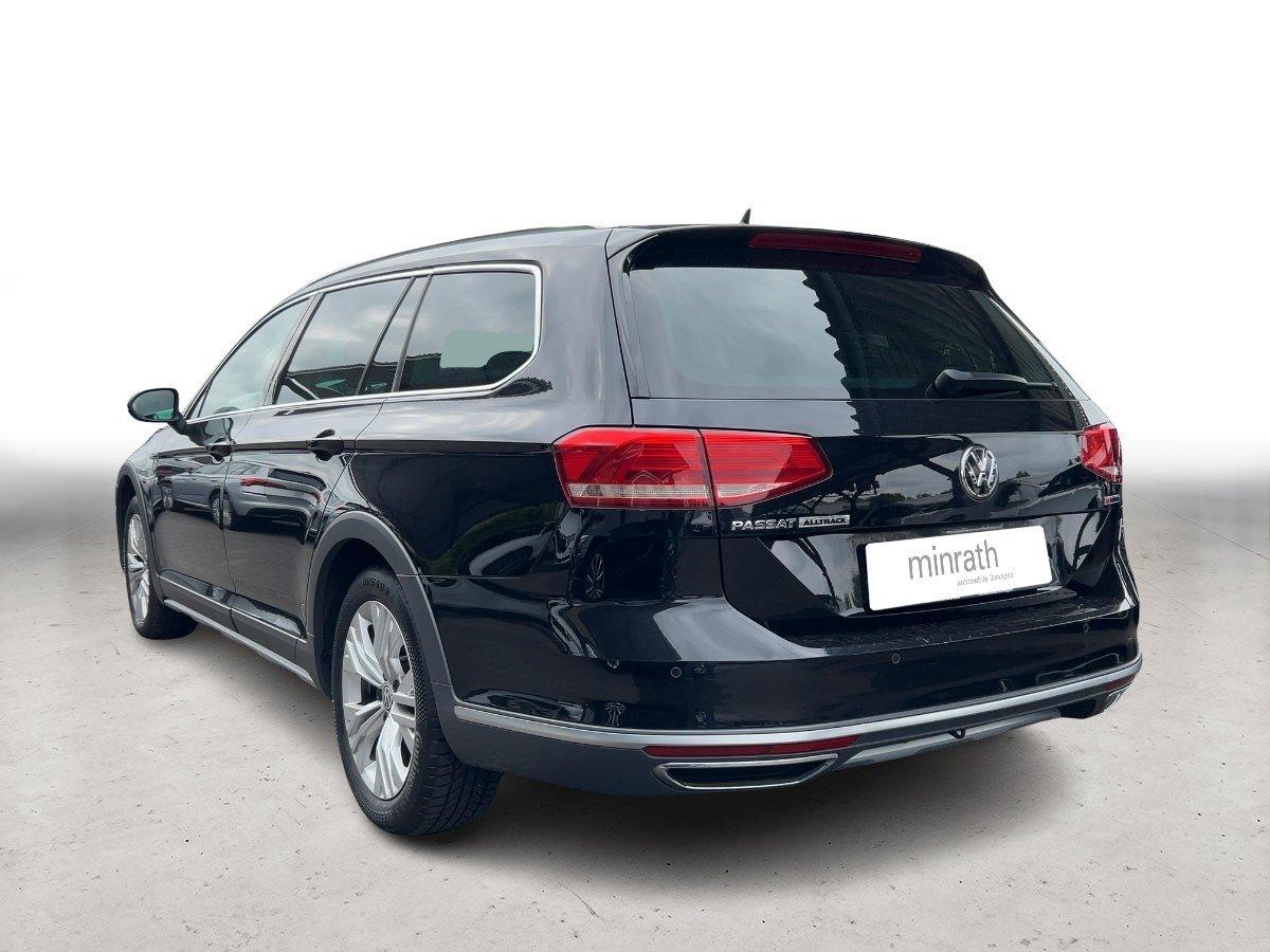 Volkswagen Passat ALLTRACK 4M TDI DSG ACC+LED+NAVI+APP+RFK