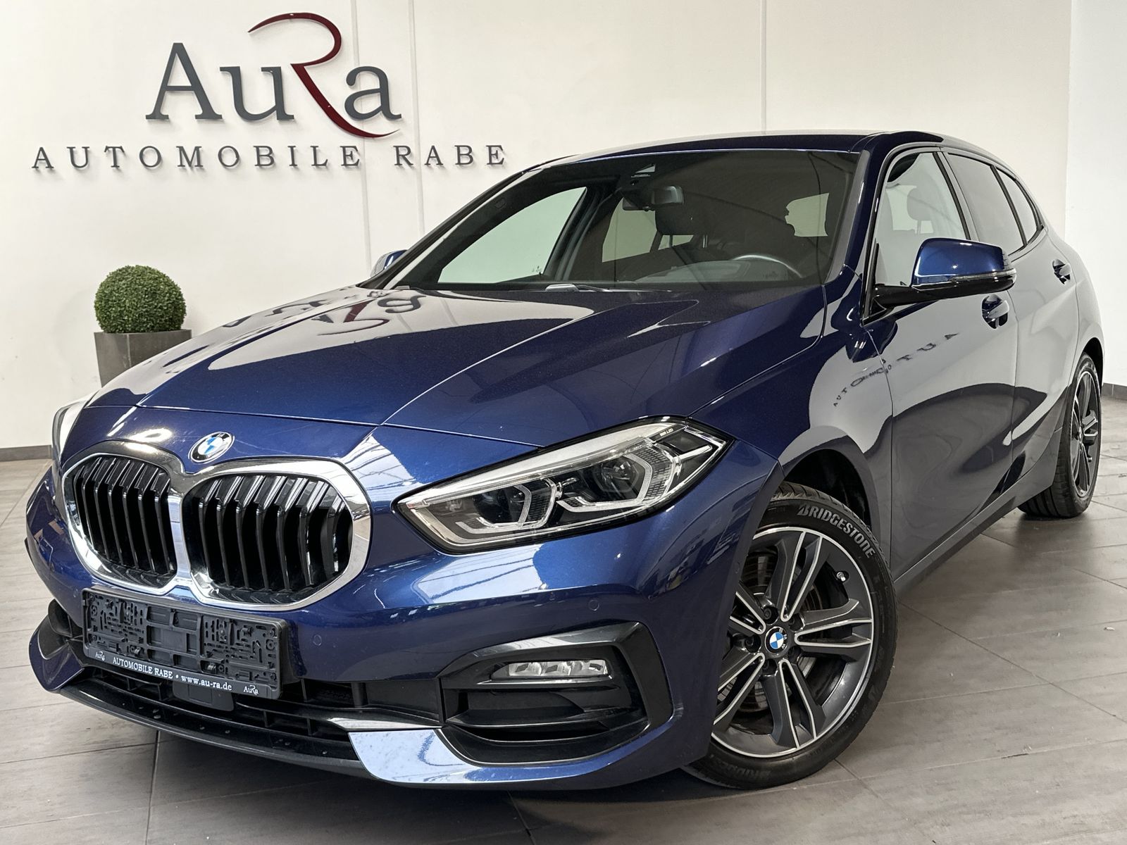 Fahrzeugabbildung BMW 120d xDrive Sport-Line NAV+LED+ACC+HEAD-UP+KAMER