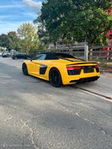 Audi Spyder V10 plus quattro Keramik 5.2 FSI S tronic - Audi R8: Cabrio, V10