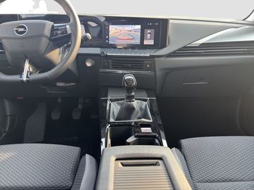 Fotografie des Opel Astra L Lim. 5-trg. Sitz&Lenkradhzg Kamera LED