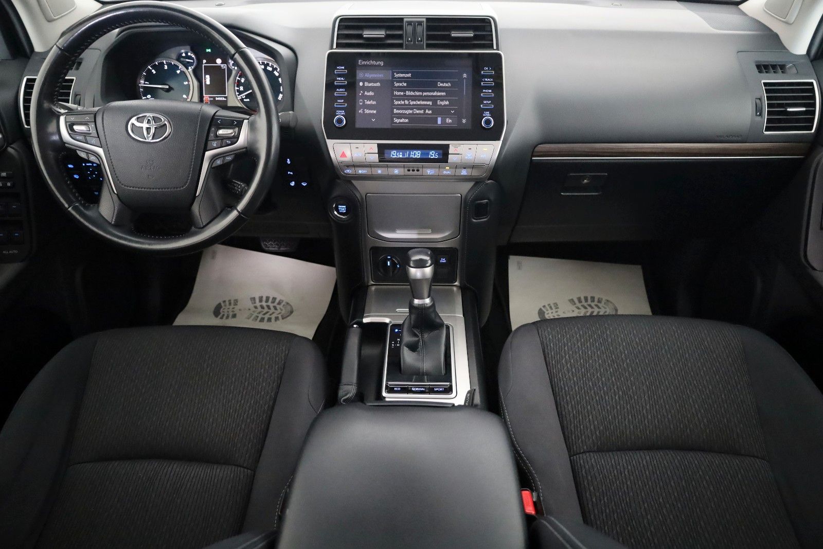 Fahrzeugabbildung Toyota Land Cruiser Comfort,Kamera,LED, CarPlay,SH,AHK