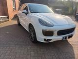 Porsche Cayenne S Diesel Facelift 4.2 V8 385 PS - Porsche Cayenne: Ps