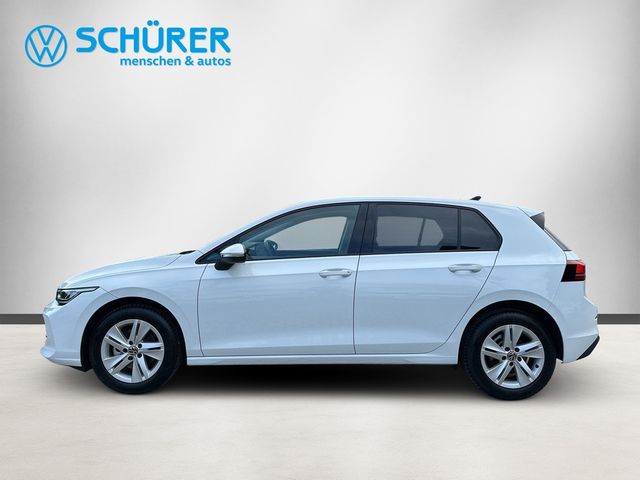 Volkswagen Golf VIII 1.5TSI Life RKam Totwinkel HuD Navi