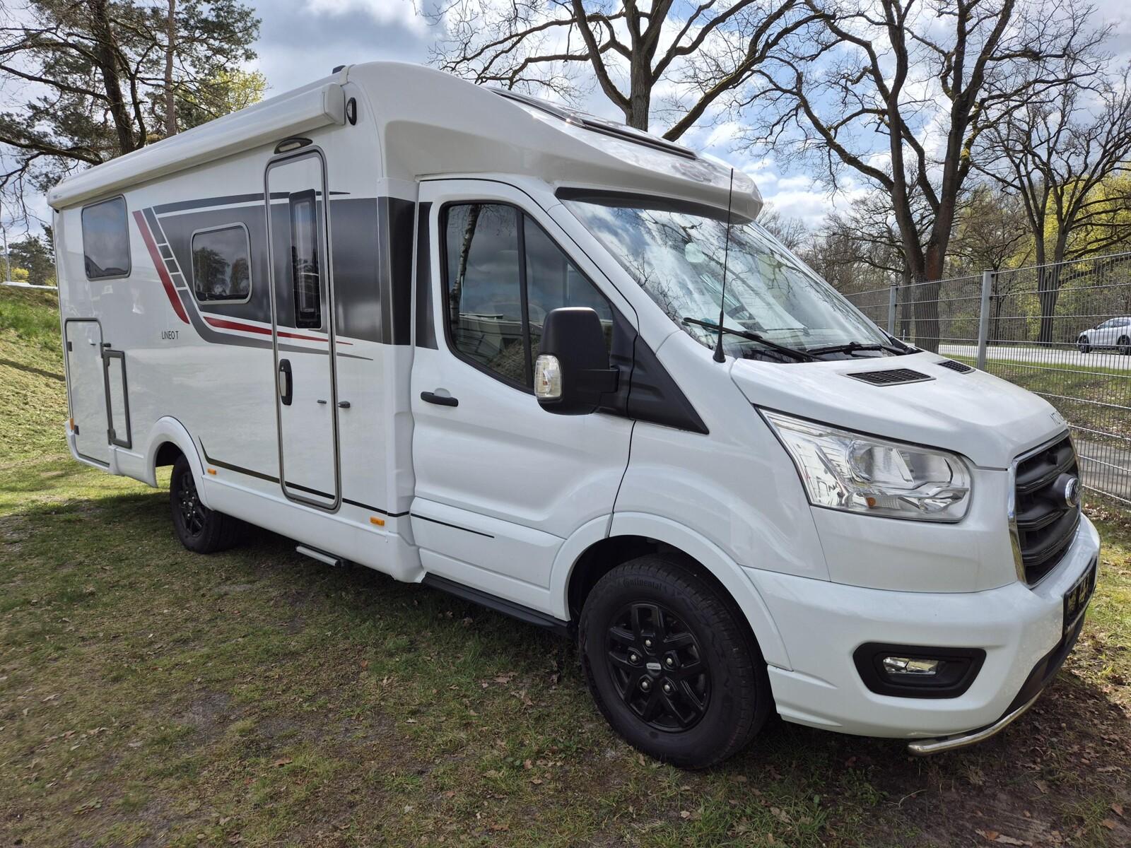 Bürstner Lineo T 690 G Fahrradträger / Markise / Radio in