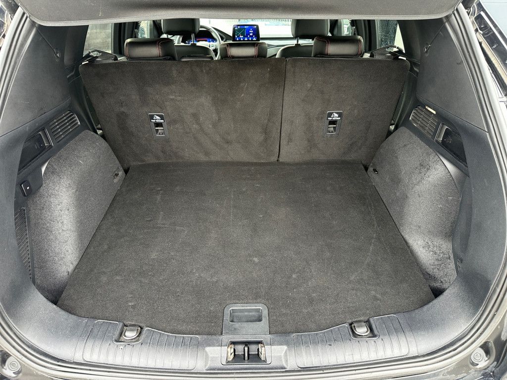 Fahrzeugabbildung Ford Kuga 2.5 Duratec Plug-in-Hybrid PHEV ST-Line X E
