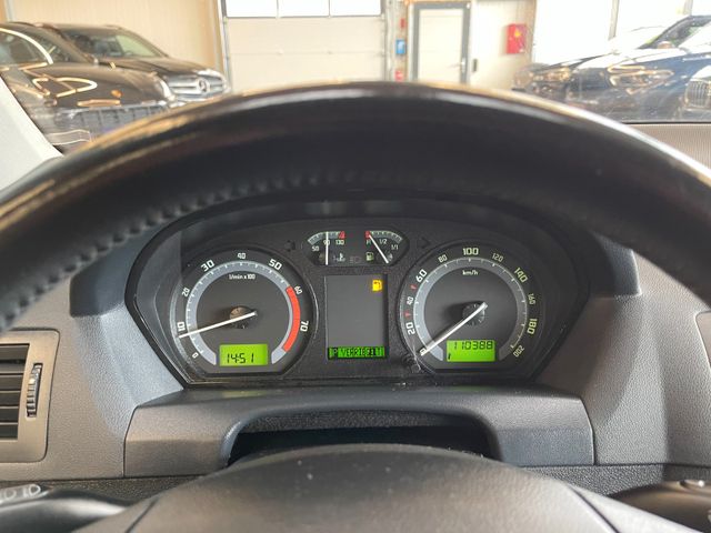 Skoda Fabia Combi Elegance Aut. *KLIMA*SHZ*TÜV*