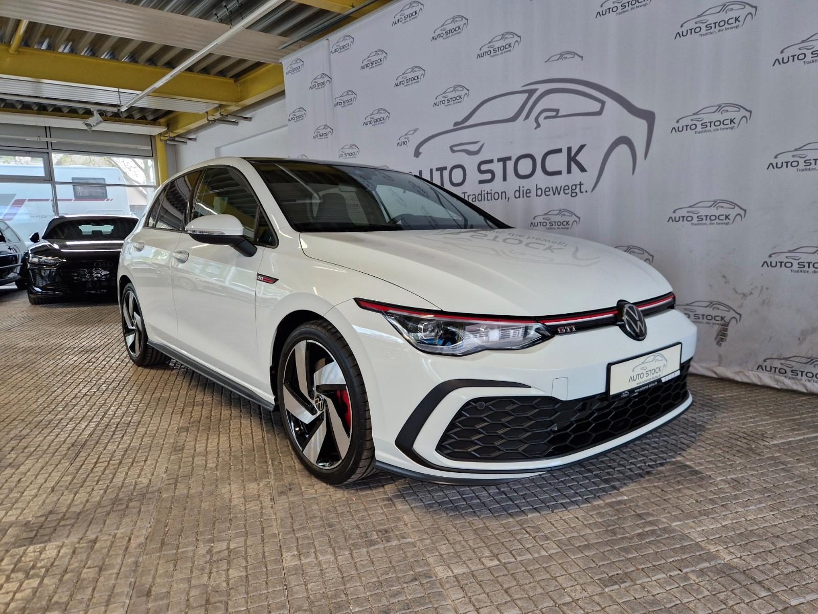 Volkswagen Golf GTI 2.0 TSI DSG LED PDC Navi Sitzheiz Pano