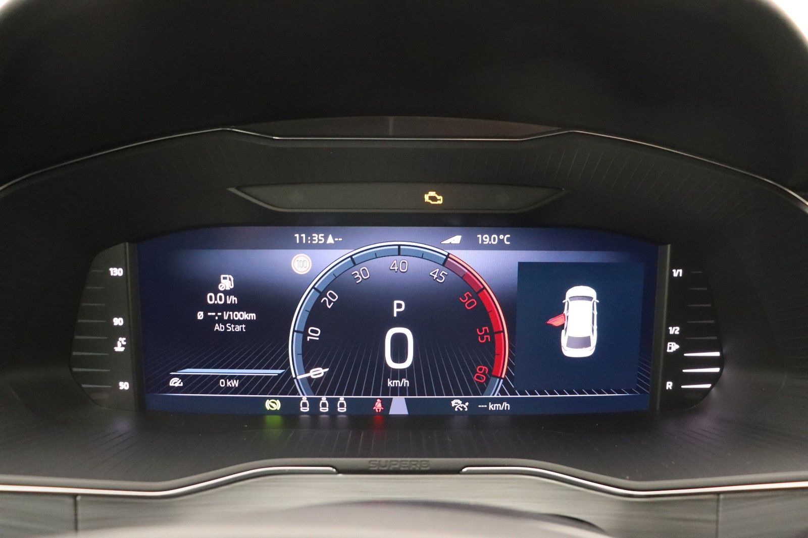 Fahrzeugabbildung SKODA Superb Combi Ambition LED ACC Navi